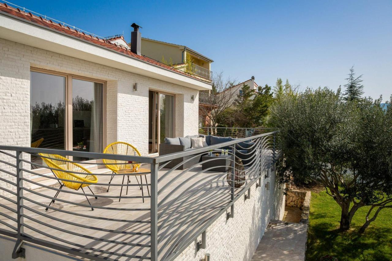 Villa Tela With Pool Zaboric Exterior foto
